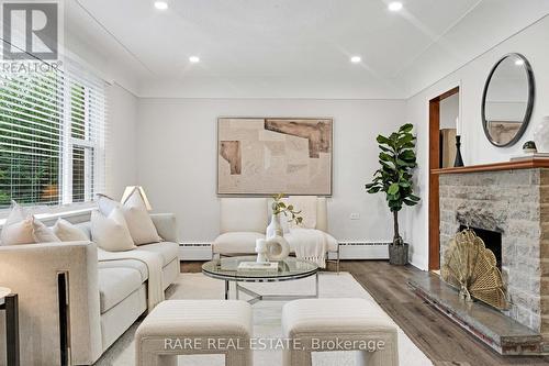 2073 Leighland Road, Burlington, ON - Indoor Photo Showing Living Room With Fireplace
