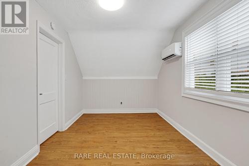2073 Leighland Road, Burlington, ON - Indoor Photo Showing Other Room