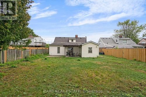 2073 Leighland Road, Burlington, ON - Outdoor