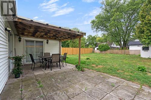 2073 Leighland Road, Burlington, ON - Outdoor