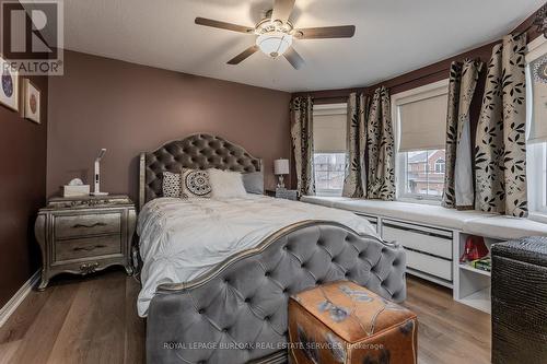 606 Williamson Court, Burlington, ON - Indoor Photo Showing Bedroom