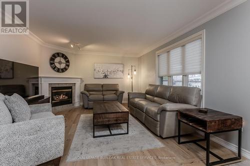 606 Williamson Court, Burlington, ON - Indoor Photo Showing Living Room With Fireplace