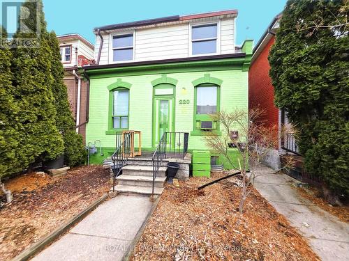 220 Emerald Street N, Hamilton, ON - Outdoor