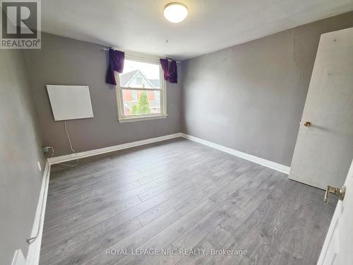 220 Emerald Street N, Hamilton, ON - Indoor Photo Showing Other Room