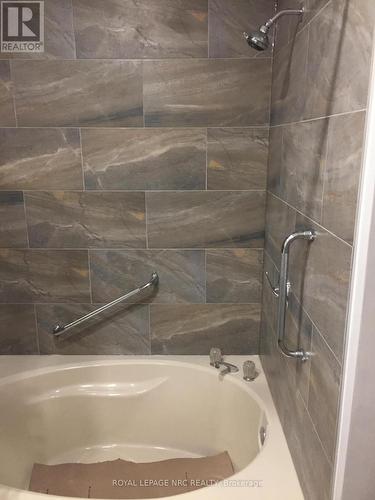 220 Emerald Street N, Hamilton, ON - Indoor Photo Showing Bathroom