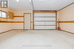 Garage / workshop - 
