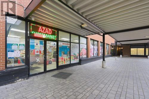 1514 - 1 Massey Square, Toronto (Crescent Town), ON - 