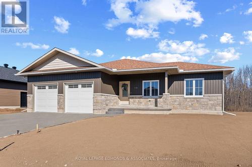 30 BAMAGILLIA STREET  Whitewater Region, ON K0J 1K0