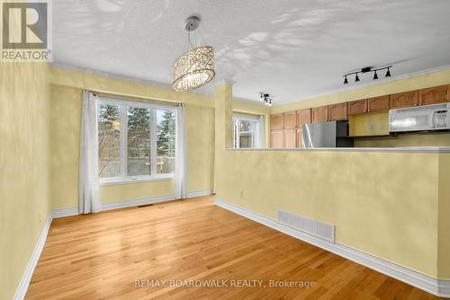 42 College Circle, Ottawa, ON - Indoor Photo Showing Other Room