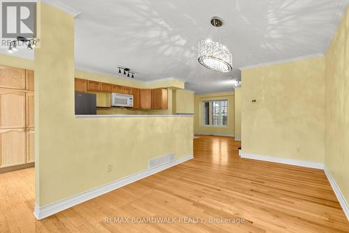 42 College Circle, Ottawa, ON - Indoor Photo Showing Other Room