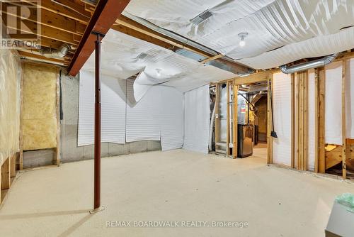 42 College Circle, Ottawa, ON - Indoor