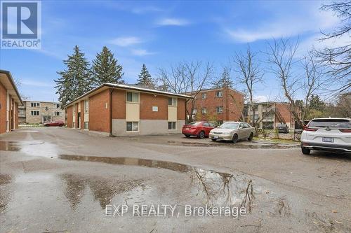 72 Barbara Crescent, Kitchener, ON - Outdoor