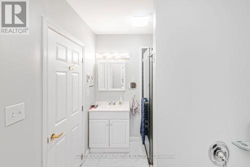 51 Beach Road, Hamilton, ON - 