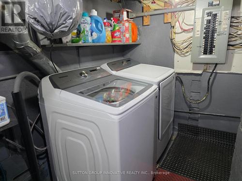 51 Beach Road, Hamilton, ON - Indoor Photo Showing Laundry Room