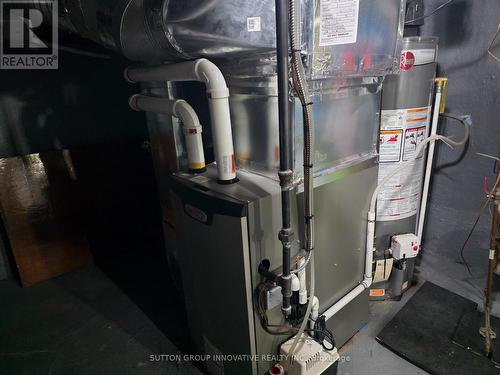 51 Beach Road, Hamilton, ON - Indoor Photo Showing Basement