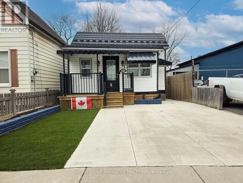 51 Beach Road, Hamilton, ON - Outdoor
