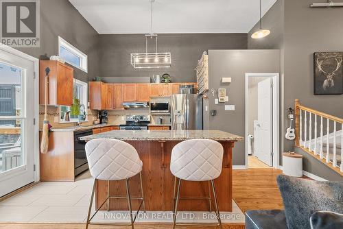 246 Gladeview Private, Ottawa, ON - Indoor