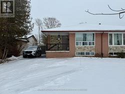 851 BEM AVENUE  Pickering, ON L1W 1X2