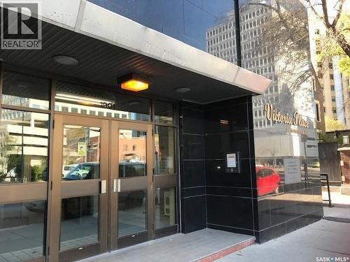 208 1901 Victoria Avenue, Regina, SK - Outdoor