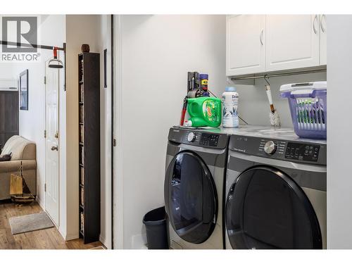 3370 Casorso Road Unit# 31, Kelowna, BC - Indoor Photo Showing Laundry Room