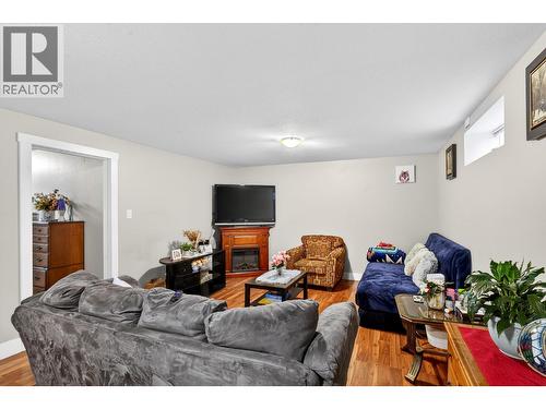 Unit 2 - 260 Ponto Road, Kelowna, BC - Indoor With Fireplace