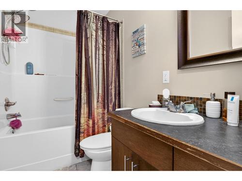 Unit 3 - 260 Ponto Road, Kelowna, BC - Indoor Photo Showing Bathroom