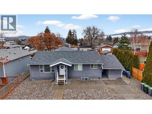 260 Ponto Road, Kelowna, BC - Outdoor