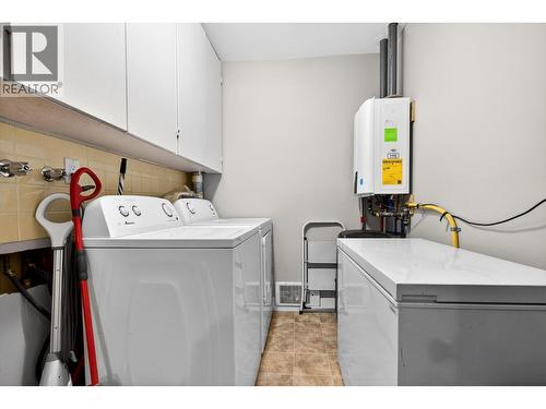 Unit 1 - 260 Ponto Road, Kelowna, BC - Indoor Photo Showing Laundry Room