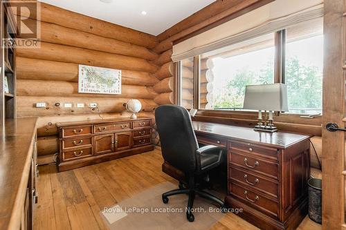 100 Melissa Lane, Tiny, ON - Indoor Photo Showing Office