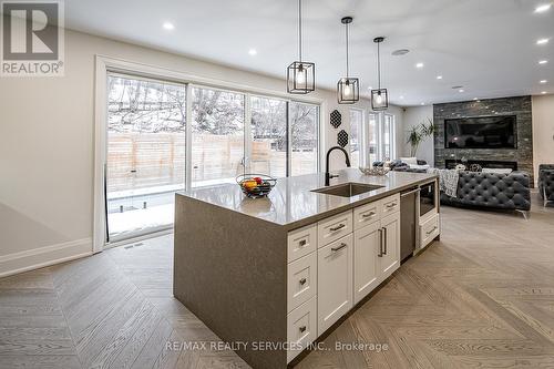 3 Bonnyview Drive, Toronto, ON - Indoor Photo Showing Kitchen With Upgraded Kitchen