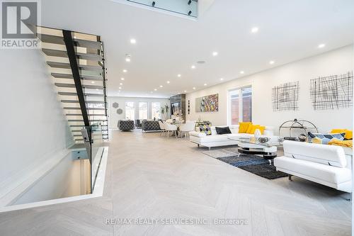 3 Bonnyview Drive, Toronto, ON - Indoor