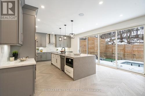 3 Bonnyview Drive, Toronto, ON - Indoor Photo Showing Kitchen With Upgraded Kitchen
