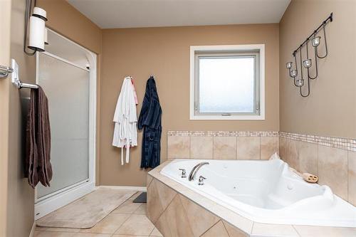 702 Haney St, Winnipeg, MB 