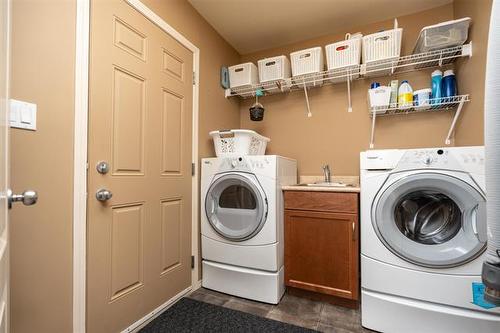 702 Haney St, Winnipeg, MB 