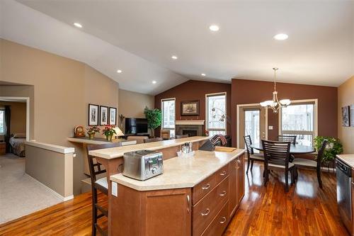 702 Haney St, Winnipeg, MB 