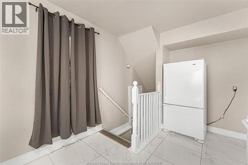 811 Elliott, Windsor, ON - Indoor