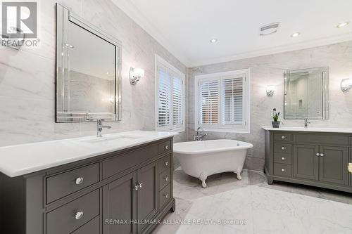28 Preakness Drive, Toronto, ON - Indoor Photo Showing Bathroom