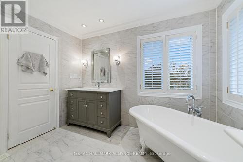 28 Preakness Drive, Toronto, ON - Indoor Photo Showing Bathroom