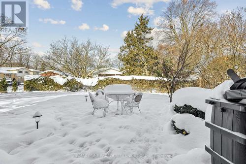 520 Teakwood Drive, Waterloo, ON - Outdoor