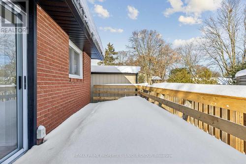 520 Teakwood Drive, Waterloo, ON - Outdoor