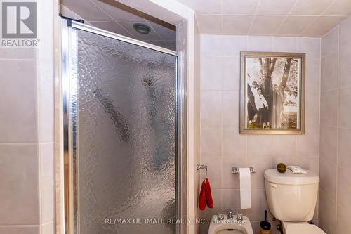 120 Rosethorn Avenue W, Toronto, ON - Indoor Photo Showing Bathroom