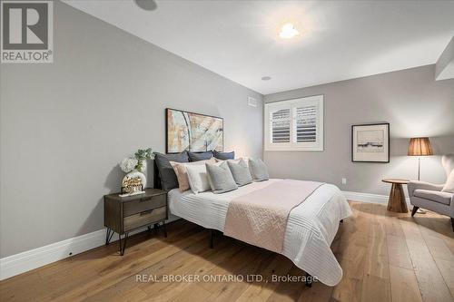 459 Deer Ridge Drive, Kitchener, ON - Indoor Photo Showing Bedroom