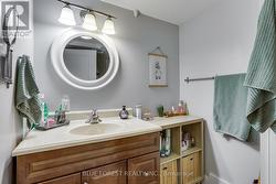 rear 1 bedroom unit - 