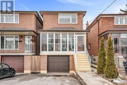 78 HEALE AVENUE  Toronto, ON M1N 3X8