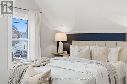 115 Banting Avenue, Oshawa (Central), ON - Indoor Photo Showing Bedroom
