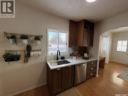2002 3Rd Street, Rosthern, SK - Indoor Photo Showing Kitchen