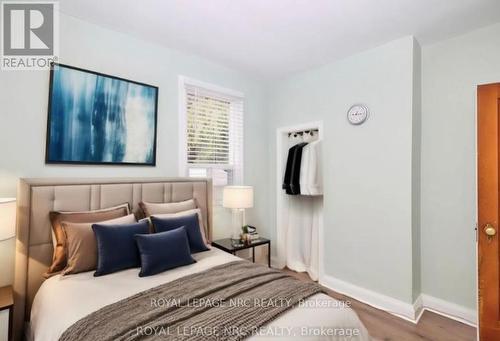 223 Niagara Street, St. Catharines (Facer), ON - Indoor Photo Showing Bedroom