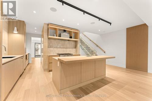 304 Selby Avenue, Ottawa, ON - Indoor