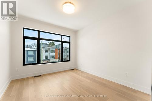 304 Selby Avenue, Ottawa, ON - Indoor Photo Showing Other Room