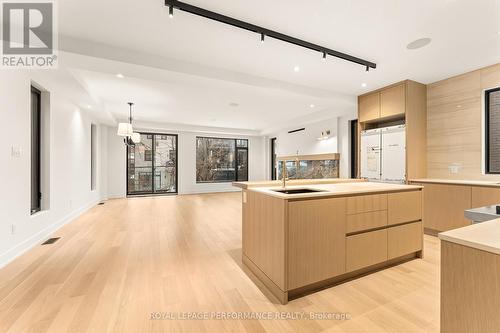 304 Selby Avenue, Ottawa, ON - Indoor